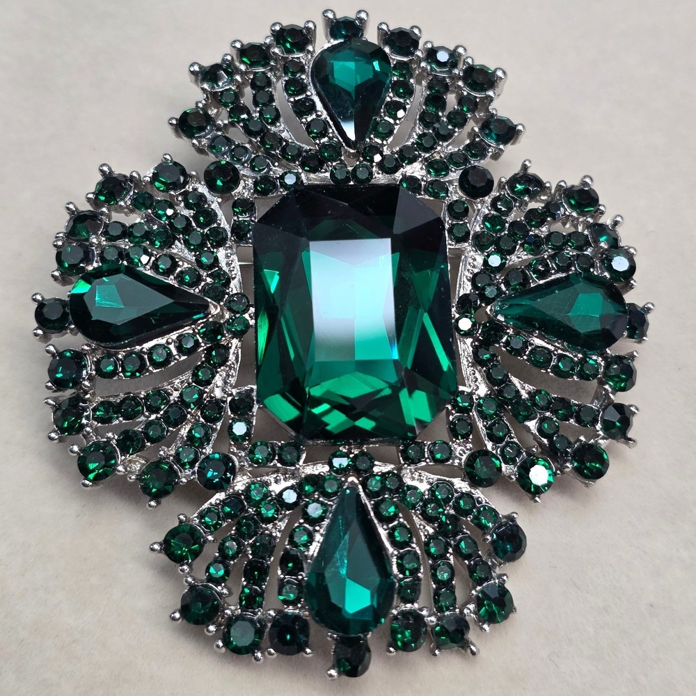 New‎ Large Heavy Green Rhinestone Crystal Statement Brooch Pin Green Silver Tone